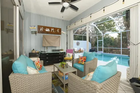 156 Nw Bentley Circle Port Saint Lucie FL 34986