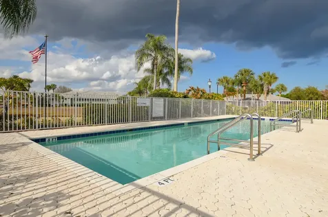 156 Nw Bentley Circle Port Saint Lucie FL 34986