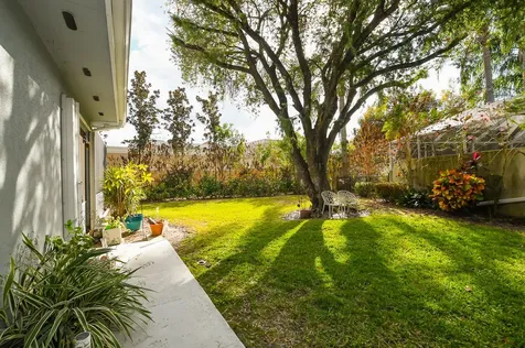 156 Nw Bentley Circle Port Saint Lucie FL 34986