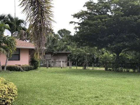 8251 Bowie Way Lake Worth FL 33467