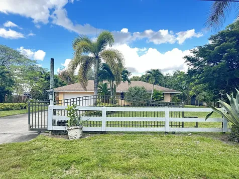 8251 Bowie Way Lake Worth FL 33467