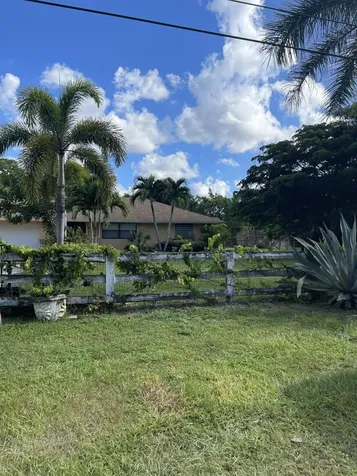 8251 Bowie Way Lake Worth FL 33467
