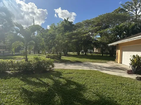 8251 Bowie Way Lake Worth FL 33467