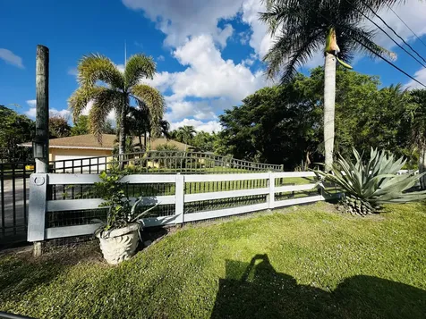 8251 Bowie Way Lake Worth FL 33467