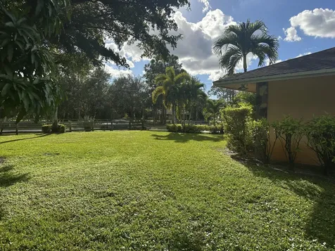 8251 Bowie Way Lake Worth FL 33467