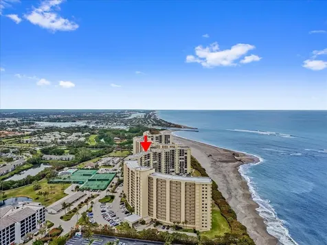 200 Ocean Trail Way Jupiter FL 33477