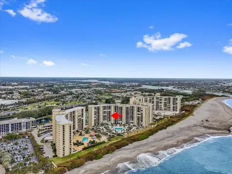 200 Ocean Trail Way Jupiter FL 33477