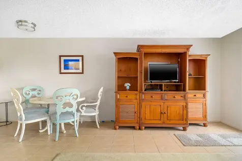 334 Dover B West Palm Beach FL 33417