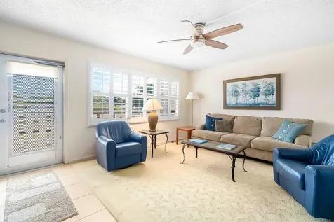 334 Dover B West Palm Beach FL 33417