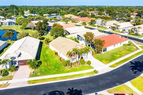 10551 Tropical Breeze Lane Boynton Beach FL 33437