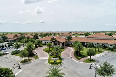 8515 Sw Cantante Way Port Saint Lucie FL 34987