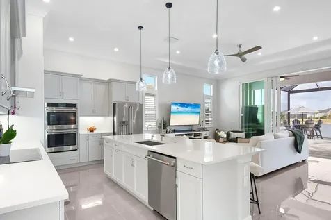 8515 Sw Cantante Way Port Saint Lucie FL 34987