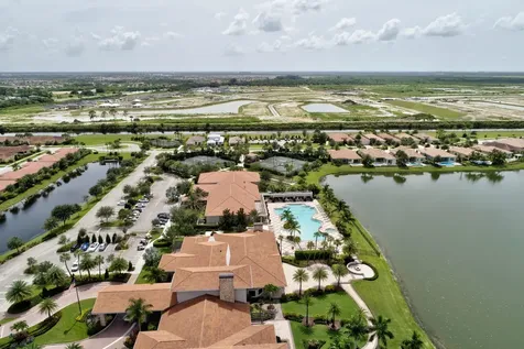 8515 Sw Cantante Way Port Saint Lucie FL 34987