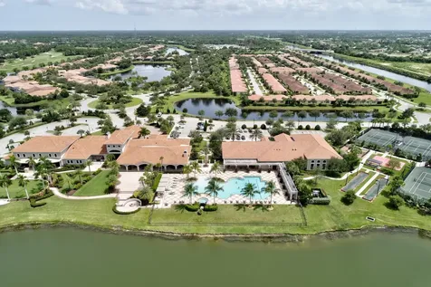 8515 Sw Cantante Way Port Saint Lucie FL 34987