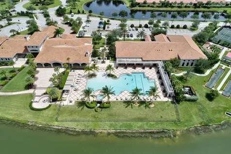 8515 Sw Cantante Way Port Saint Lucie FL 34987