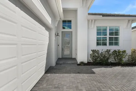 8515 Sw Cantante Way Port Saint Lucie FL 34987