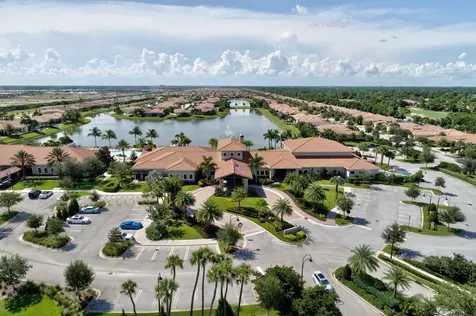 8515 Sw Cantante Way Port Saint Lucie FL 34987