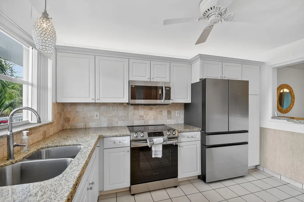 2016 S Federal Highway Boynton Beach FL 33435
