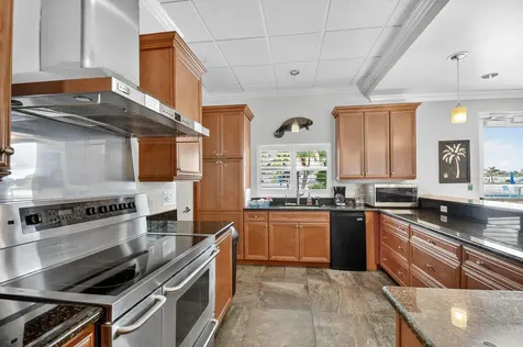 2016 S Federal Highway Boynton Beach FL 33435