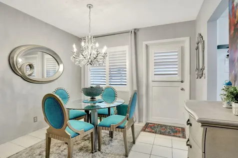 2131 Ne 42nd Court Lighthouse Point FL 33064