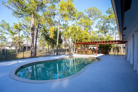 13463 74th Street The Acreage FL 33412