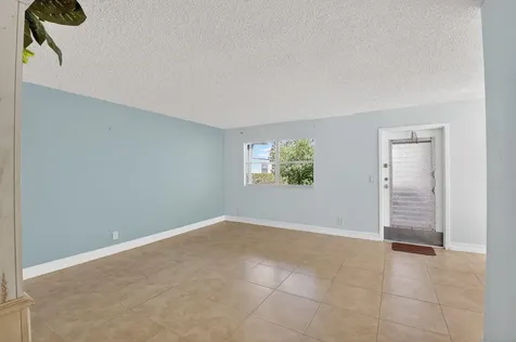 152 Tuscany Delray Beach FL 33446