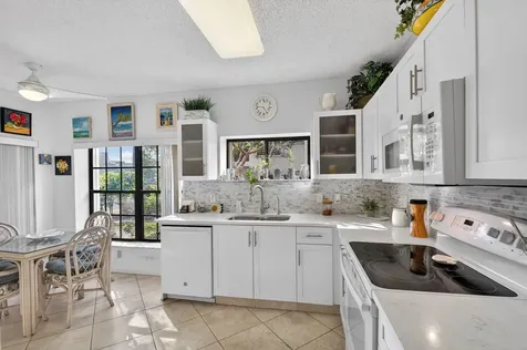 3249 Jog Park Drive Greenacres FL 33467