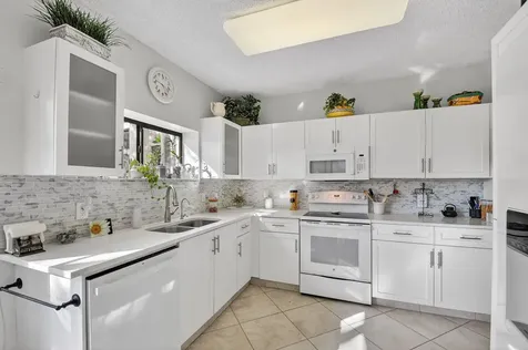 3249 Jog Park Drive Greenacres FL 33467