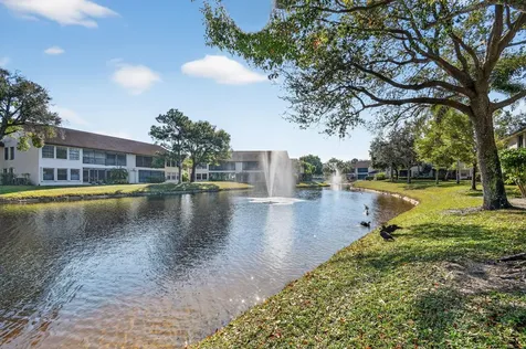 3249 Jog Park Drive Greenacres FL 33467