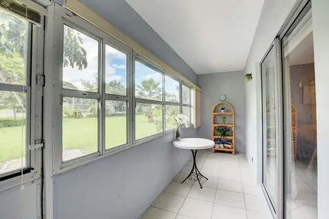 262 Windsor L West Palm Beach FL 33417