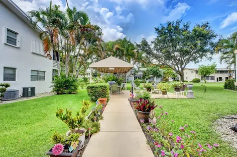 262 Windsor L West Palm Beach FL 33417