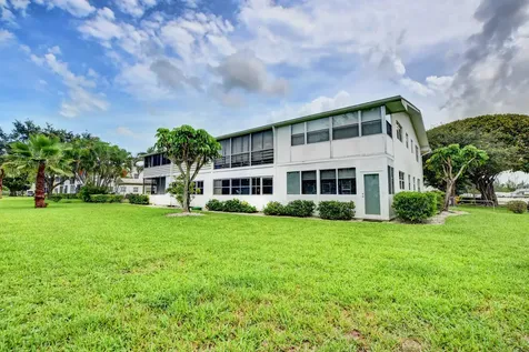 262 Windsor L West Palm Beach FL 33417