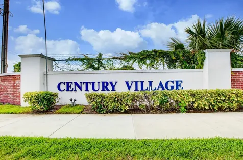 262 Windsor L West Palm Beach FL 33417