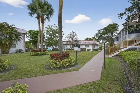 71 Plymouth I West Palm Beach FL 33417