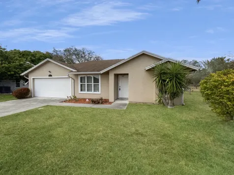 681 Sw Mccoy Avenue Port Saint Lucie FL 34953