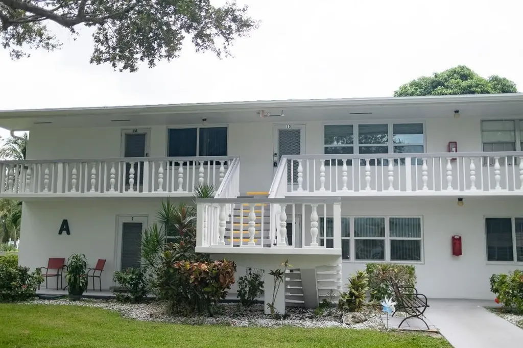 15 Bedford A West Palm Beach FL 33417