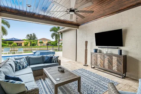 2521 Vicara Court Royal Palm Beach FL 33411