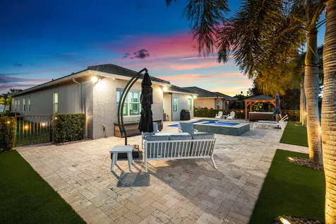 2521 Vicara Court Royal Palm Beach FL 33411