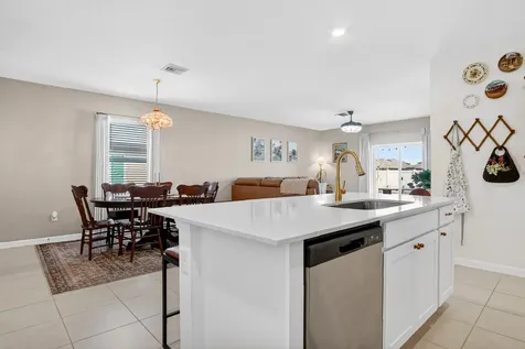 760 Carlyle Way Fort Pierce FL 34947