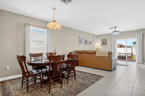 760 Carlyle Way Fort Pierce FL 34947