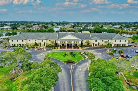 72 Plymouth I West Palm Beach FL 33417