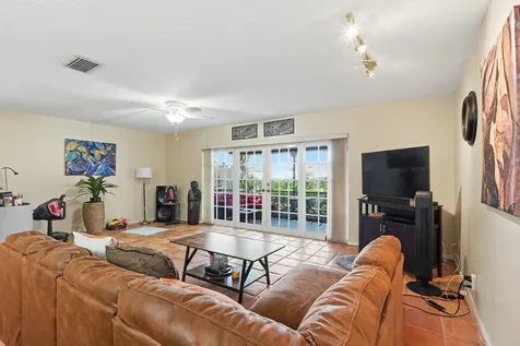 2049 Nw 45th Avenue Coconut Creek FL 33066