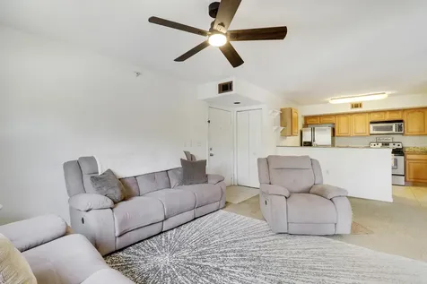261 Sw Palm Drive Port Saint Lucie FL 34986