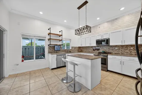 2332 Se 16th Terrace Homestead FL 33035