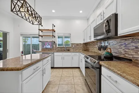 2332 Se 16th Terrace Homestead FL 33035