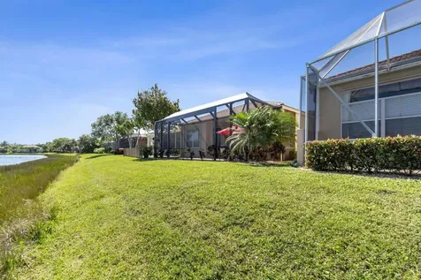 8709 Via Grande Wellington FL 33411