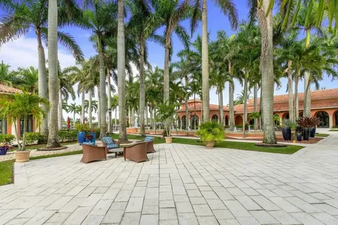 8709 Via Grande Wellington FL 33411
