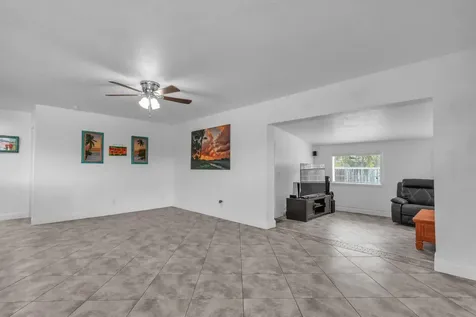 8151 Se Evergreen Street Hobe Sound FL 33455