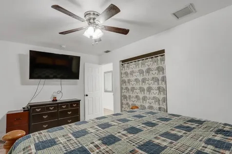 8151 Se Evergreen Street Hobe Sound FL 33455