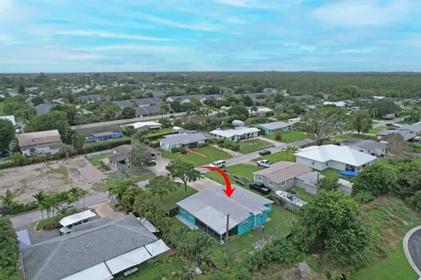 8151 Se Evergreen Street Hobe Sound FL 33455